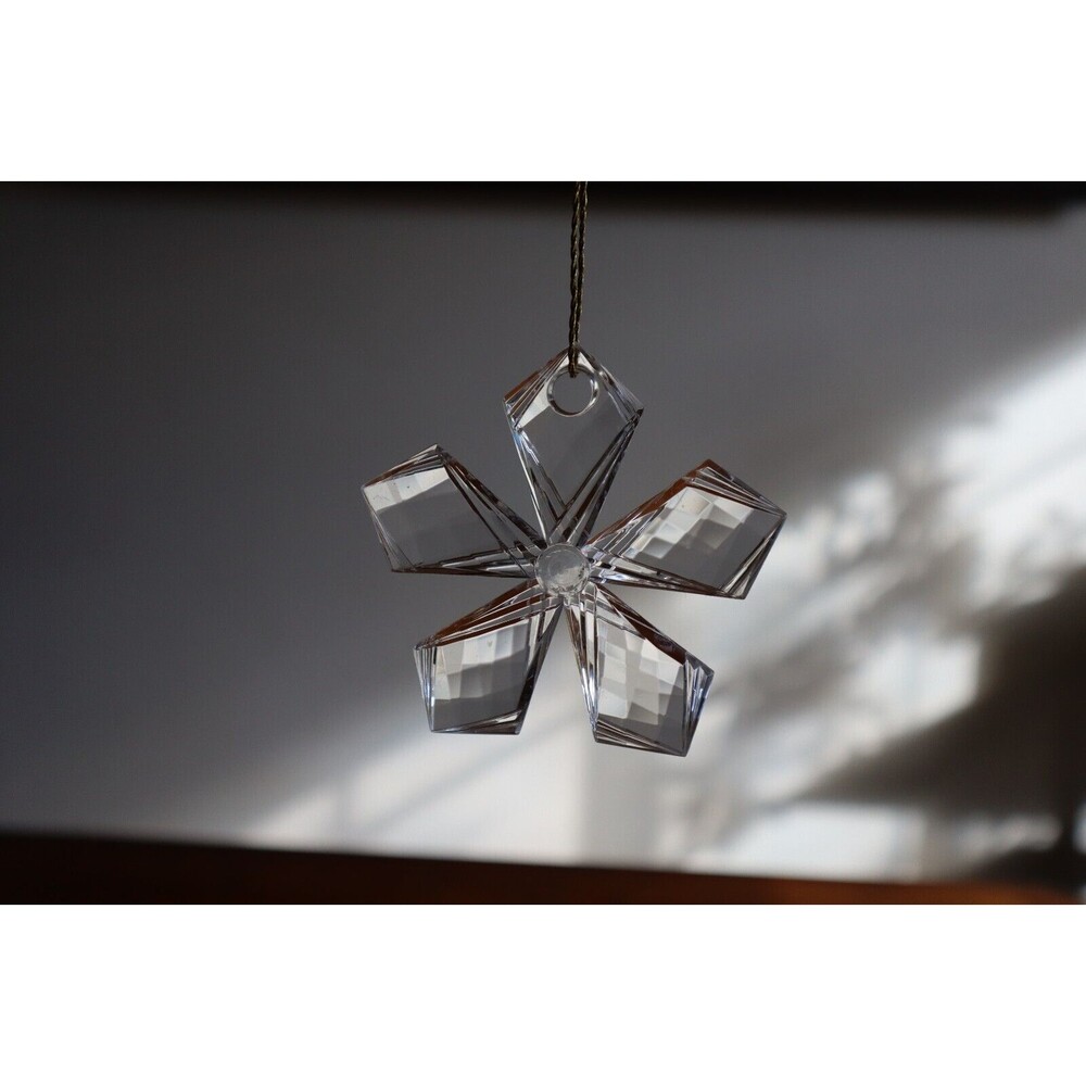 Lot of 5 Plastic Acrylic Clear Snowflake Ornaments Sun Face Celestial Sunburst - Picture 8 of 12
